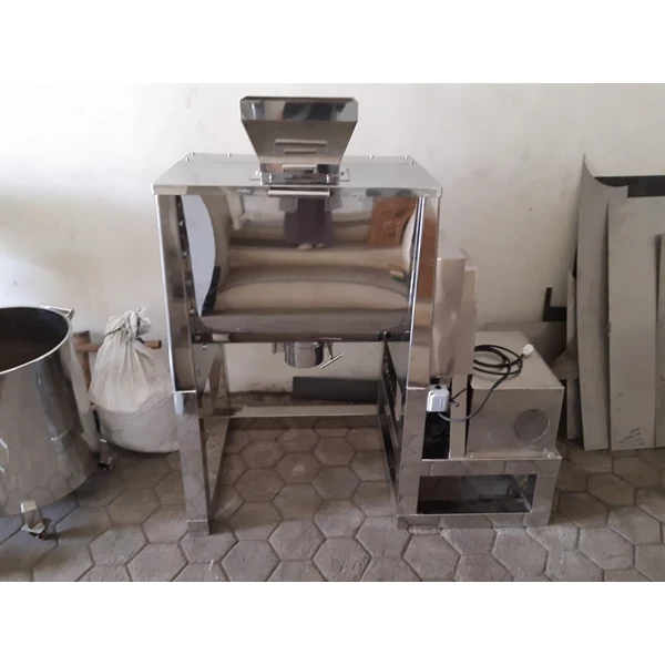 Flour Mixing Dry Mixer Machine / Ribbon Machine